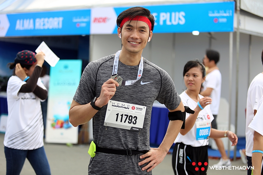 Diễn viên Nhan Phúc Vinh và niềm đam mê chạy bộ tại HCMC Marathon 2019 Diễn viên Nhan Phúc Vinh và niềm đam mê chạy bộ tại HCMC Marathon 2019
