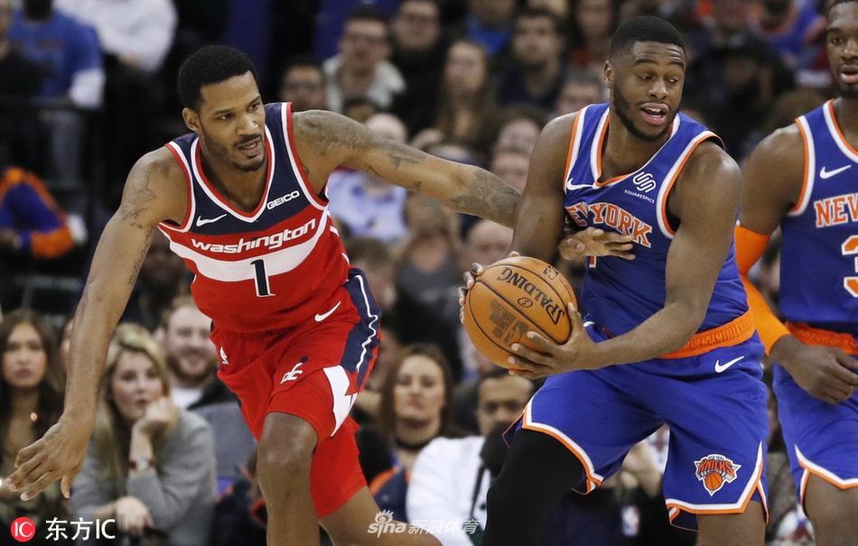 Goaltending ngay 0,4 giây cuối, New York Knicks tiếp tục thua thành công