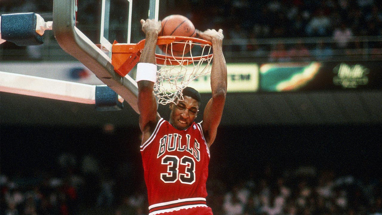Nghe đồng đội huyền thoại của Michael Jordan chỉ mánh thủ James Harden Nghe đồng đội huyền thoại của Michael Jordan chỉ mánh thủ James Harden