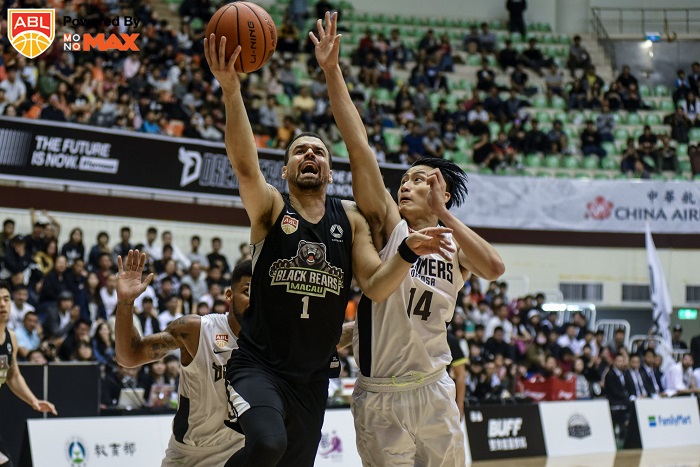 Anthony Tucker nguy cơ sớm chia tay ABL sau chấn thương cực nặng Anthony Tucker nguy cơ sớm chia tay ABL sau chấn thương cực nặng