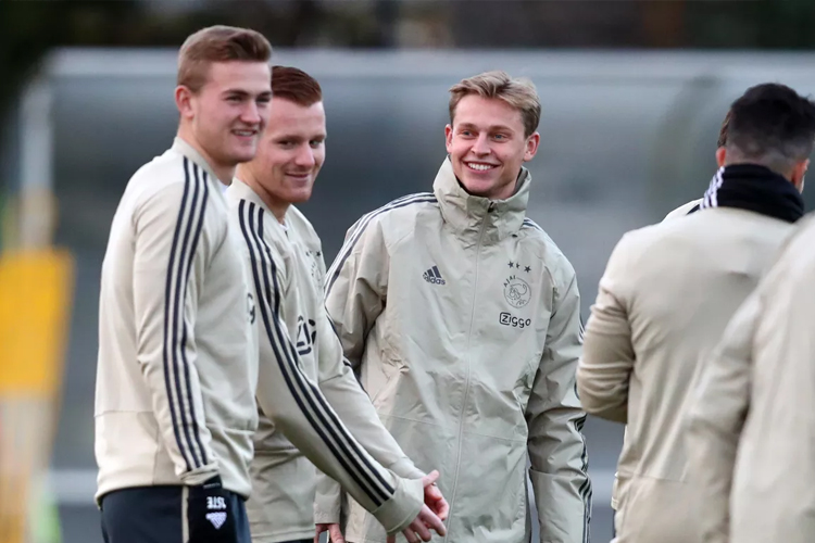 Ajax phát triển tài năng trẻ bằng cách… ươm mầm công nghệ
