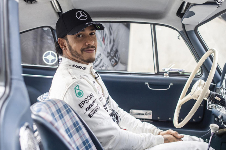 Mercedes thay đổi... quần lót của Hamilton để cải thiện thành tích