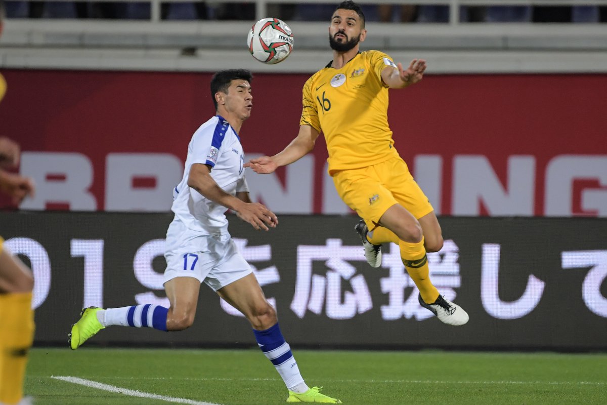 Thắng lợi trên chấm luân lưu, Australia giành quyền vào tứ kết Asian Cup 2019 Thắng lợi trên chấm luân lưu, Australia giành quyền vào tứ kết Asian Cup 2019