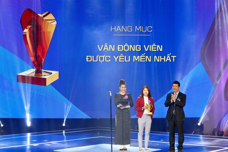 Cúp Chiến thắng 2018: Quang Hải giành giải thưởng Nam VĐV của năm Cúp Chiến thắng 2018: Quang Hải giành giải thưởng Nam VĐV của năm