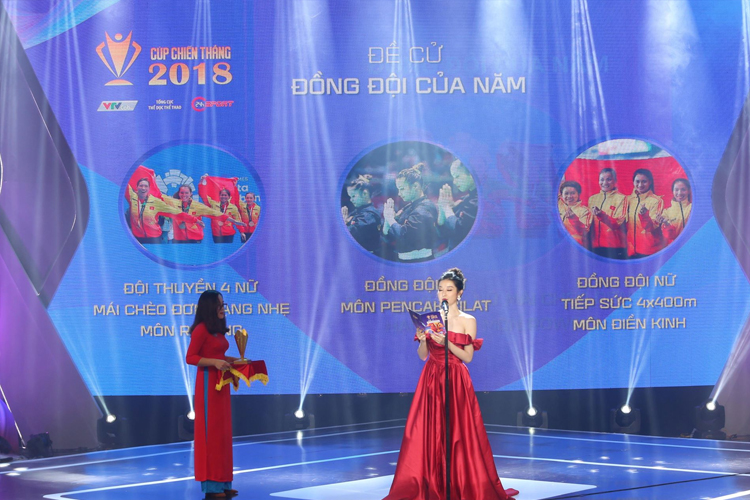 Cúp Chiến thắng 2018: Quang Hải giành giải thưởng Nam VĐV của năm Cúp Chiến thắng 2018: Quang Hải giành giải thưởng Nam VĐV của năm