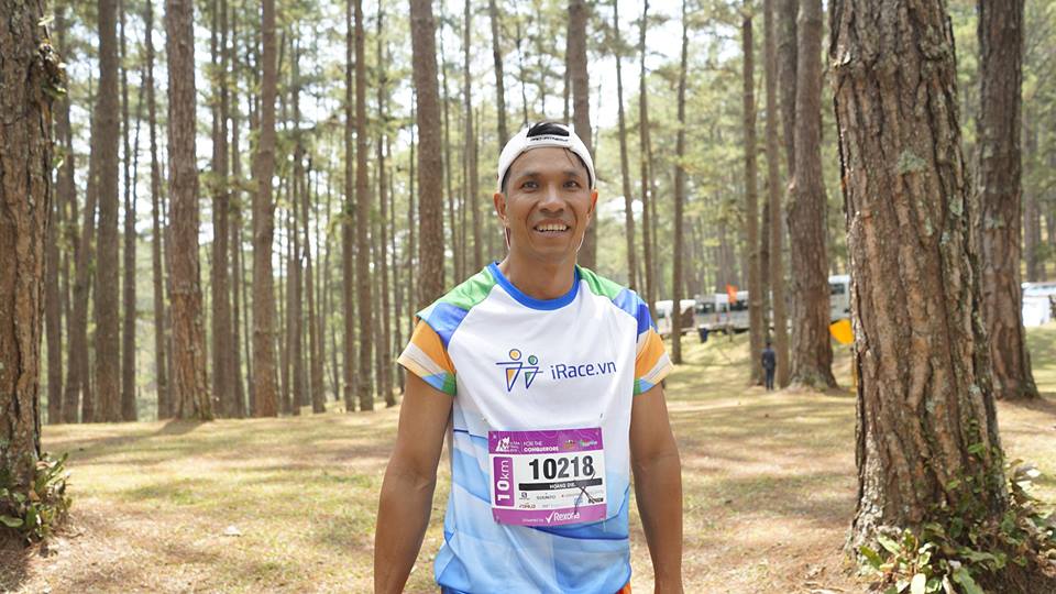 Dalat Ultra Trail 2019: Bất ngờ ĐKVĐ Quang Trần lạc đường nhường chức vô địch cho đối thủ Dalat Ultra Trail 2019: Bất ngờ ĐKVĐ Quang Trần lạc đường nhường chức vô địch cho đối thủ