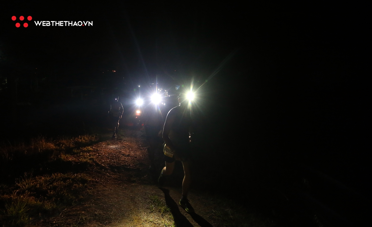 Dalat Ultra Trail 2019 chính thức khai màn giữa màn đêm lạnh giá của vùng đất cao nguyên