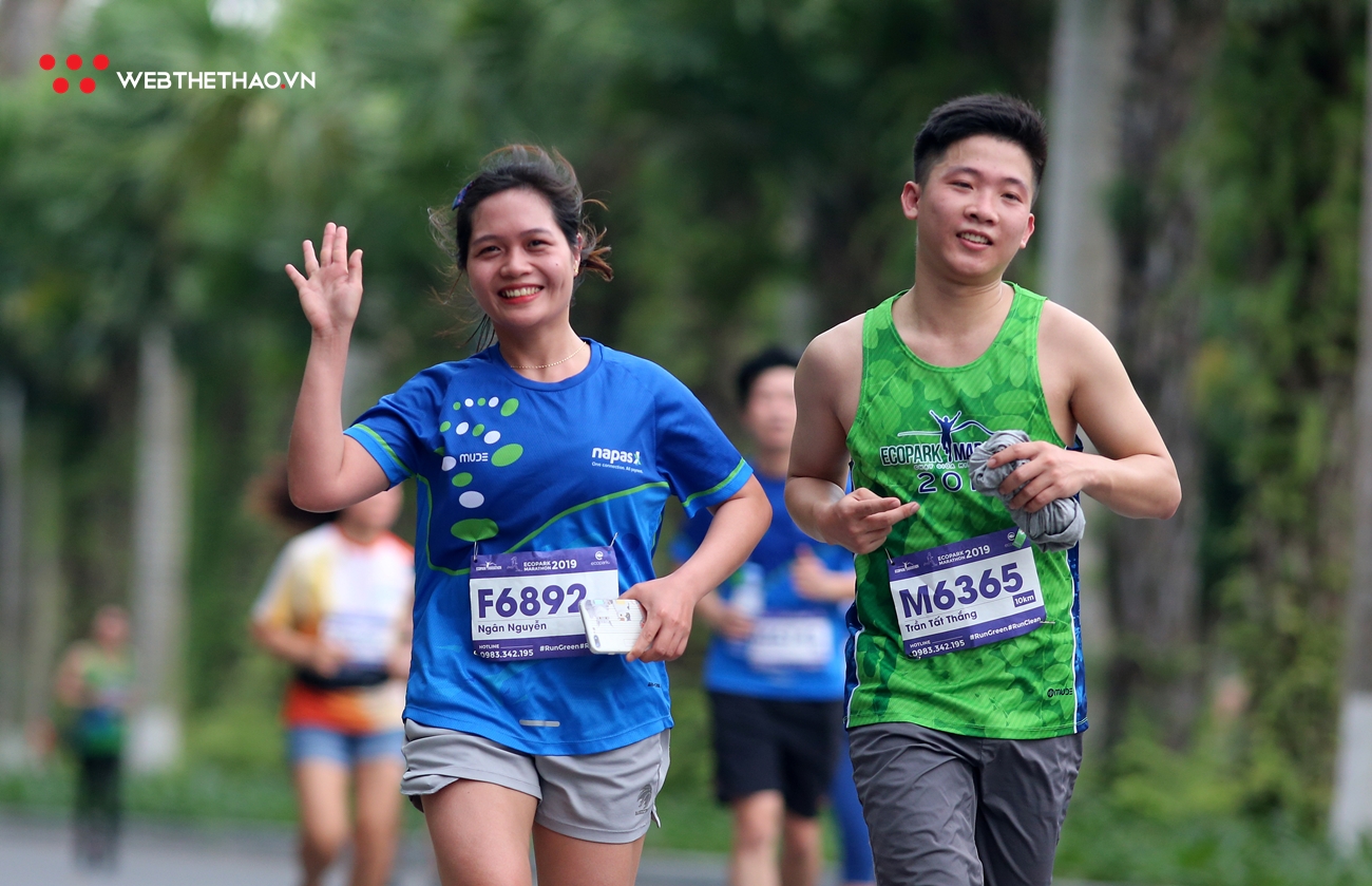 Chùm ảnh: Những nụ cười mang tên Ecopark Marathon 2019