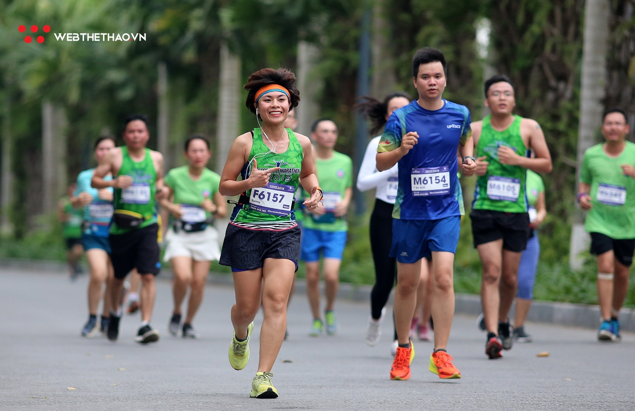 Chùm ảnh: Những nụ cười mang tên Ecopark Marathon 2019
