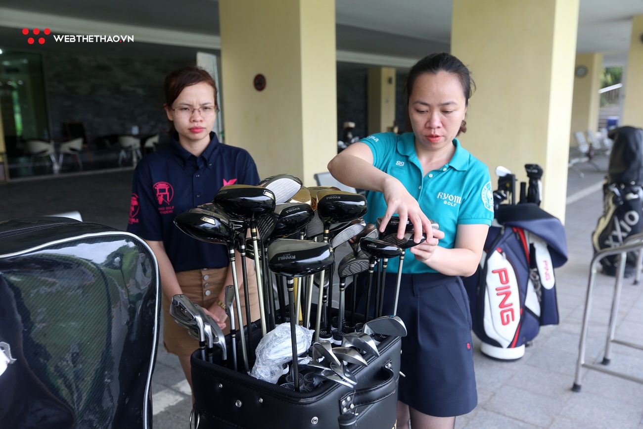 Trải nghiệm thực tế thú vị với bộ gậy golf Ryoma