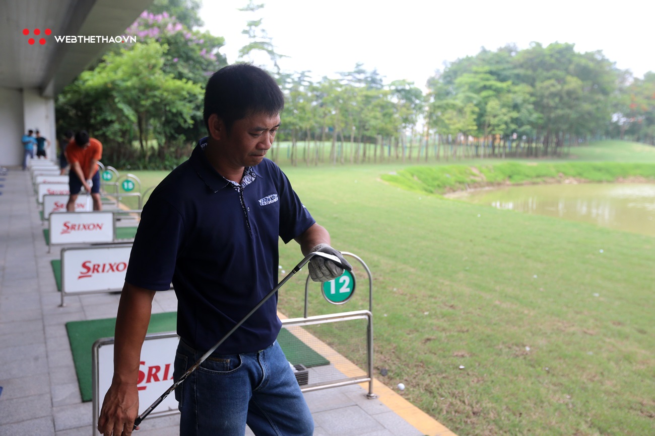 Trải nghiệm thực tế thú vị với bộ gậy golf Ryoma