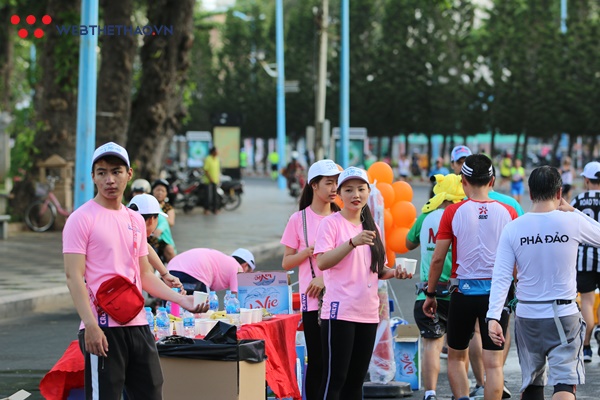 Tình nguyện viên - Bí mật đằng sau thành công của giải Tiền Phong Marathon 2019 Tình nguyện viên - Bí mật đằng sau thành công của giải Tiền Phong Marathon 2019