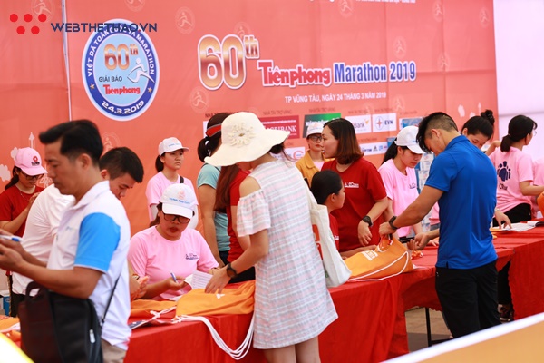Tình nguyện viên - Bí mật đằng sau thành công của giải Tiền Phong Marathon 2019 Tình nguyện viên - Bí mật đằng sau thành công của giải Tiền Phong Marathon 2019