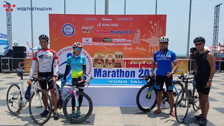 2000 runner ùn ùn đổ về Vũng Tàu nhận bib Tiền Phong Marathon 2019