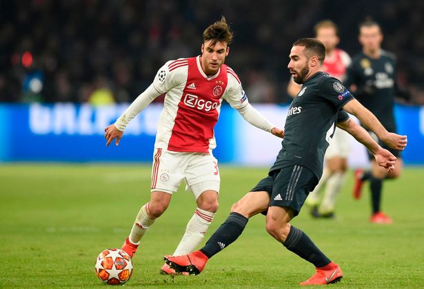 Tin chuyển nhượng sáng ngày 1/3: Liverpool trả giá cho Messi đất Thổ