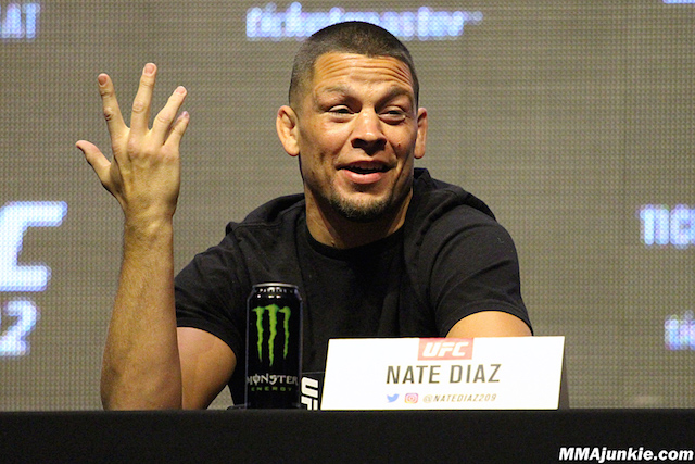 Nate Diaz đanh đá phản pháo Conor McGregor