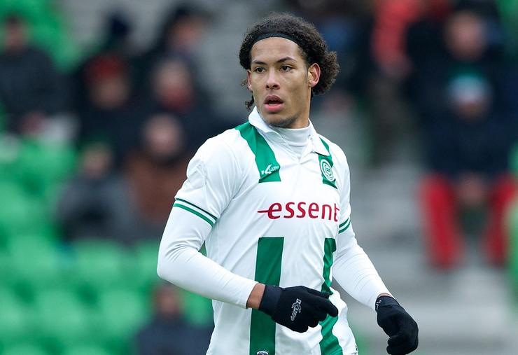 Con đường Van Dijk đến Liverpool và trở thành trung vệ xuất sắc nhất thế giới diễn ra thế nào?