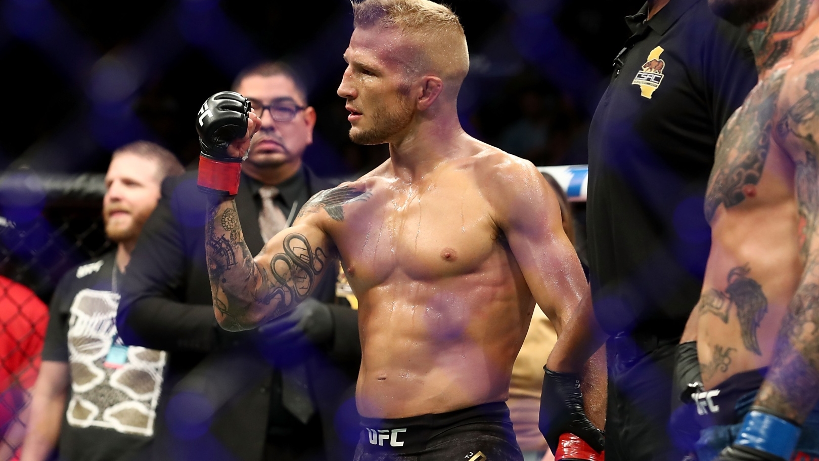 TJ Dillashaw bất ngờ bị tước đai tạm thời vì chất cấm