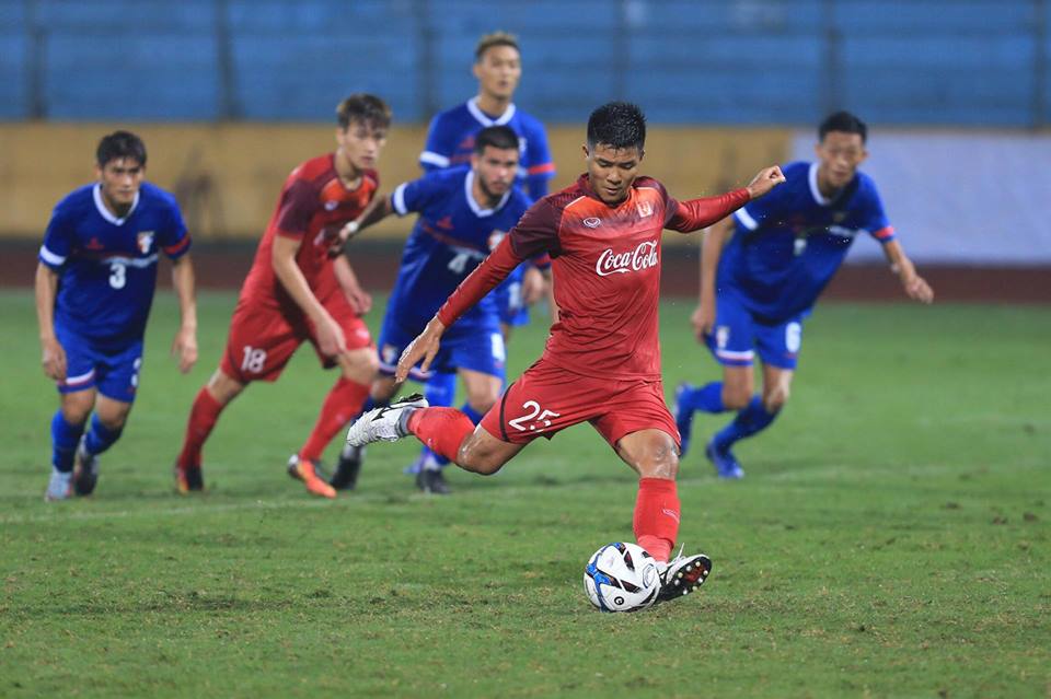Hàng công U23 Việt Nam: Chờ HLV Park Hang-seo sắm vai tắc kè hoa