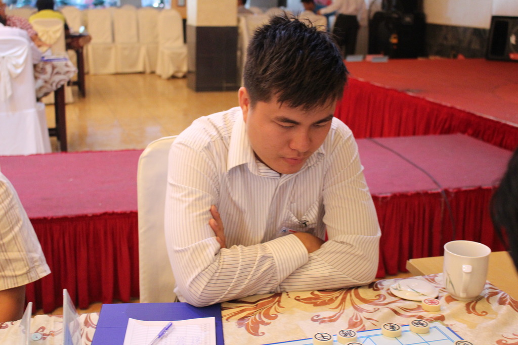 Kỳ thủ Lại Lý Huynh toàn thắng, cơ thủ Trần Quyết Chiến thất bại ở nội dung sở đoản