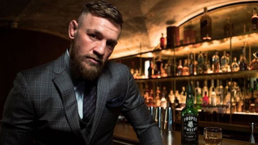 Chael Sonnen: Conor McGregor giải nghệ để khỏi ê mặt với người hâm mộ Chael Sonnen: Conor McGregor giải nghệ để khỏi ê mặt với người hâm mộ