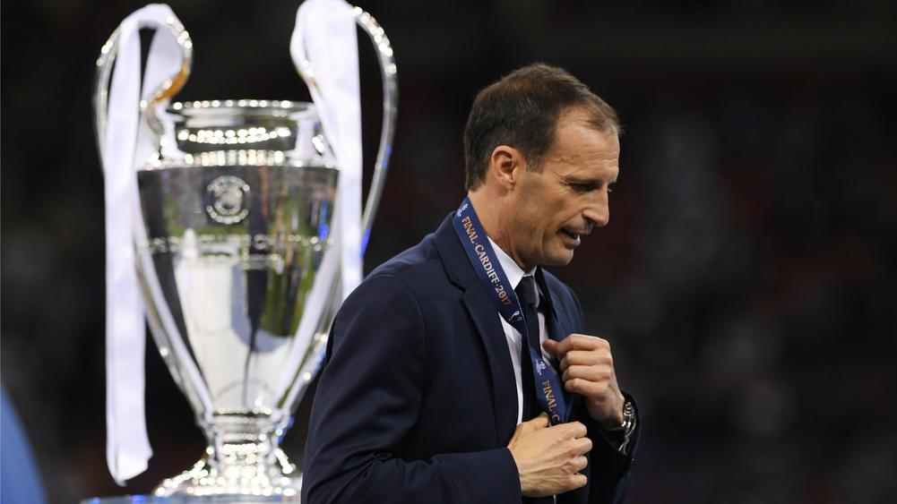 Ronaldo nổi giận với đồng đội, HLV Allegri có thể rời Juventus