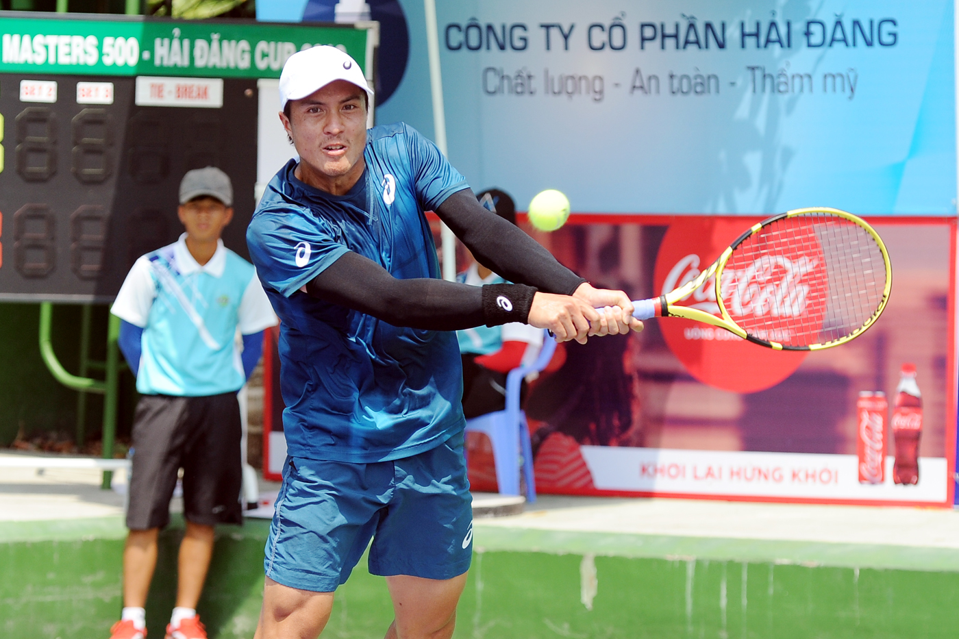 Lý Hoàng Nam thua ngược Daniel Nguyễn ở bán kết giải tennis VTF Masters 500