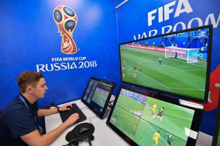Công nghệ VAR lại lỡ hẹn với V.League Công nghệ VAR lại lỡ hẹn với V.League