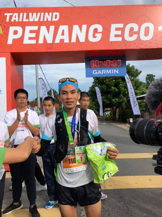 ‘Dị nhân’ vô địch Dalat Ultra Trail 2019 vô đối tại Penang Eco 100 ‘Dị nhân’ vô địch Dalat Ultra Trail 2019 vô đối tại Penang Eco 100