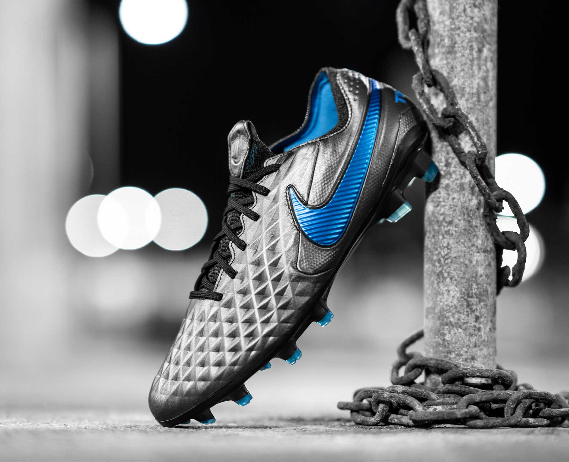 Mẫu giày Tiempo Legend 8 của Nike