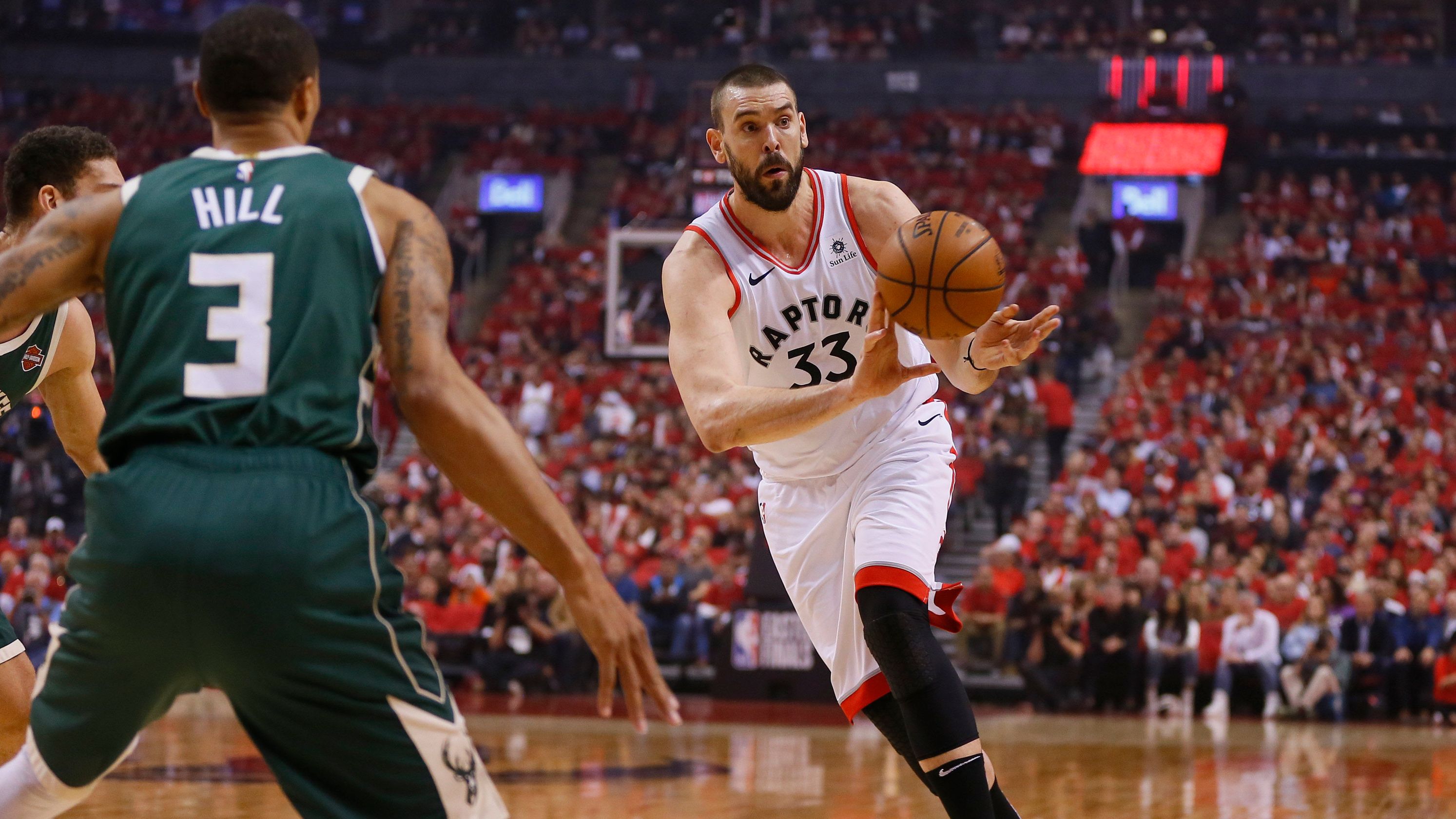 Marc Gasol ở lại Toronto Raptors, nhận thêm 26,5 triệu đô la Marc Gasol ở lại Toronto Raptors, nhận thêm 26,5 triệu đô la
