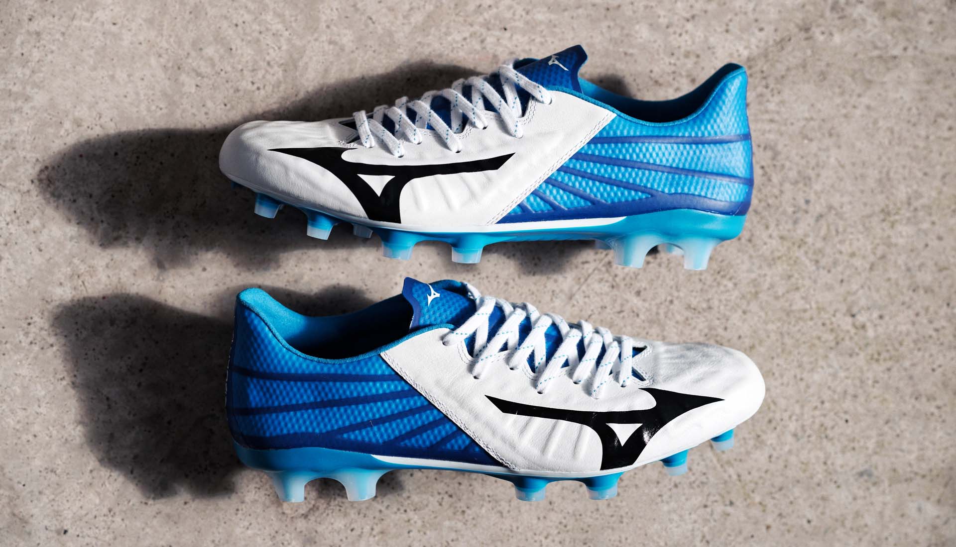 Mizuno giới thiệu giày Rebula thế hệ mới