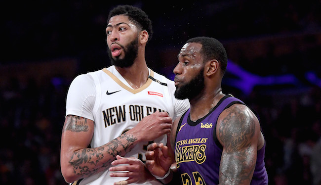 Thương vụ Anthony Davis tới Los Angeles Lakers đi vào ngõ cụt vì Kyle Kuzma Thương vụ Anthony Davis tới Los Angeles Lakers đi vào ngõ cụt vì Kyle Kuzma