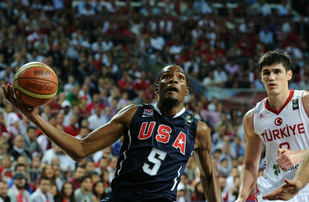 Vì sao các cầu thủ NBA bị cấm thi đấu tại FIBA World Cup? Vì sao các cầu thủ NBA bị cấm thi đấu tại FIBA World Cup?