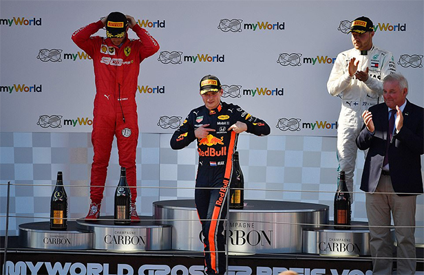 Max Verstappen chấm dứt thế thống trị tuyệt đối của Mercedes Max Verstappen chấm dứt thế thống trị tuyệt đối của Mercedes