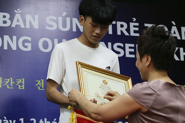 Hoàng Xuân Vinh kỳ vọng cao với Cúp Jin Jong Oh – Ginseng Khan Hoàng Xuân Vinh kỳ vọng cao với Cúp Jin Jong Oh – Ginseng Khan