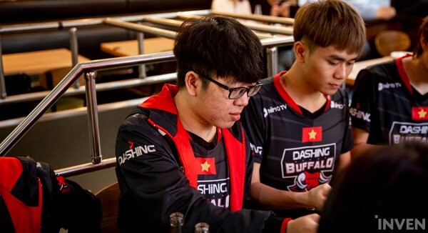 Phỏng vấn DBL trước thềm Rift Rivals 2019: DBL và G2 từng có một game đấu đẫm máu với 80 kill