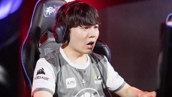 Rookie trở lại trước thêm Rift Rivals 2019