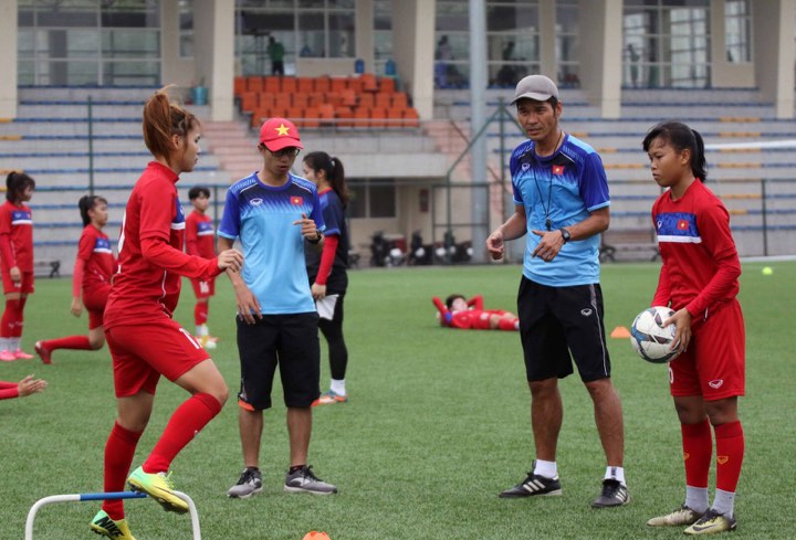 ĐT U19 nữ Việt Nam nhận hỗ trợ đặc biệt từ Đại sứ quán Hàn Quốc