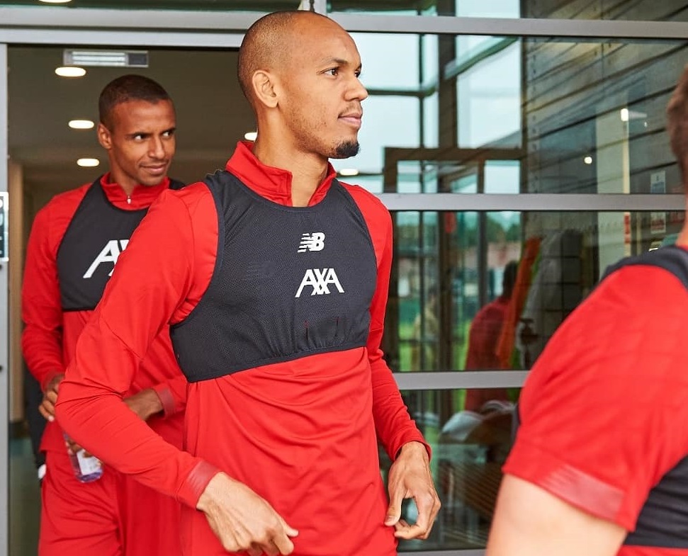 Tại sao Fabinho có ưu thế hơn tân binh kỷ lục của Man City?