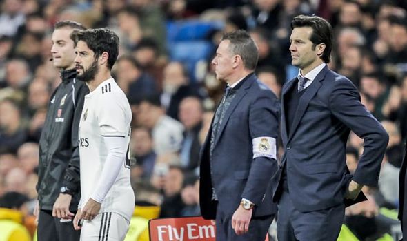 Từ sau lễ bốc thăm vòng 1/8 Cúp C1/Champions League cặp đấu Ajax - Real Madrid thay đổi 180 độ như thế nào?