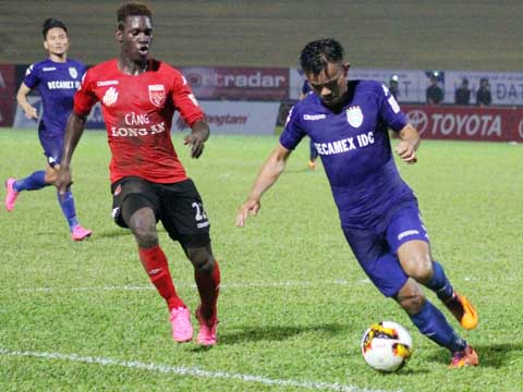 Số phận đồng hương Donald Trump ra sao khi đến “miền đất hứa” V.League?