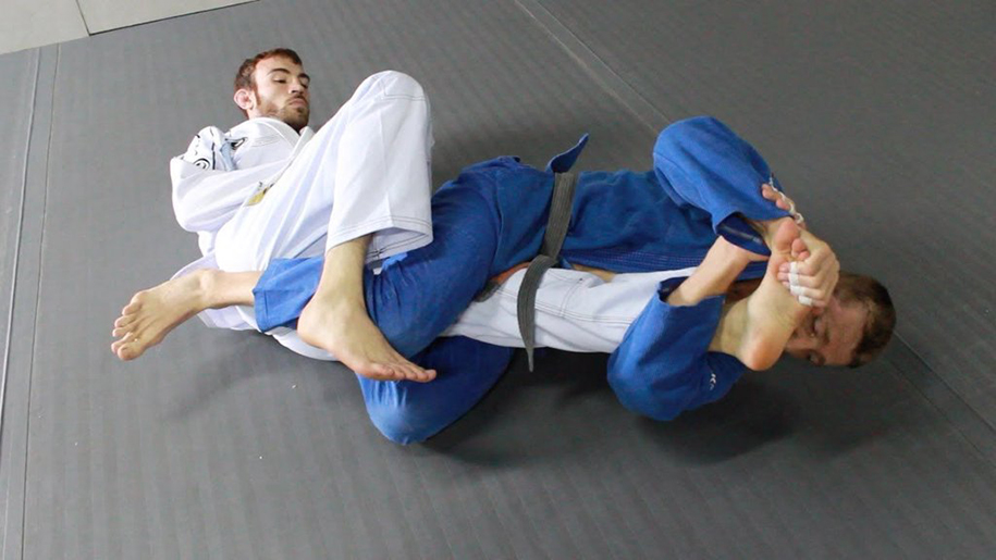 Luật thi đấu Ju-jitsu Quốc tế: Các tình huống phạm lỗi nghiêm trọng