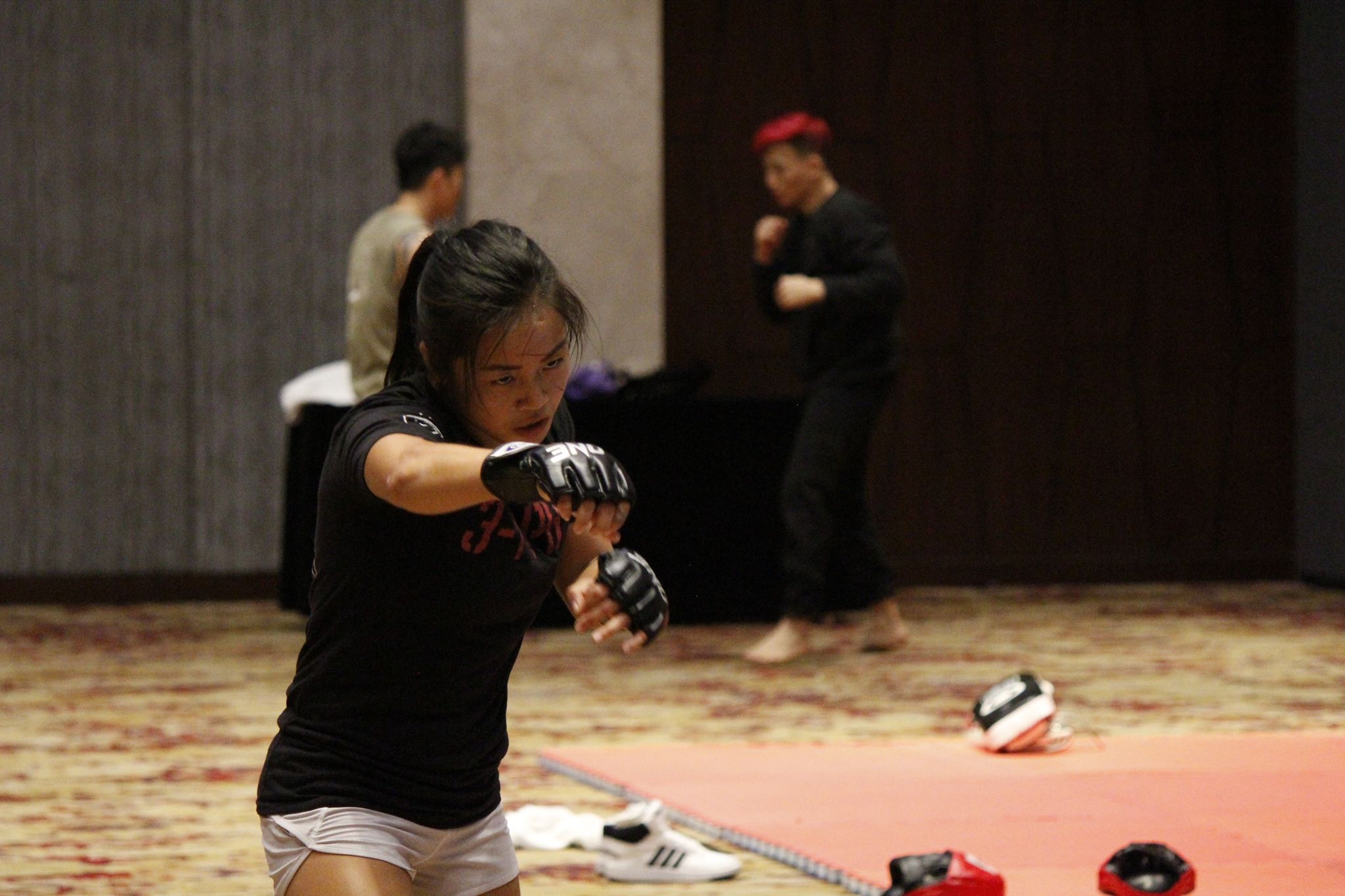 TRỰC TIẾP ONE Championship: Roots of Honor TRỰC TIẾP ONE Championship: Roots of Honor