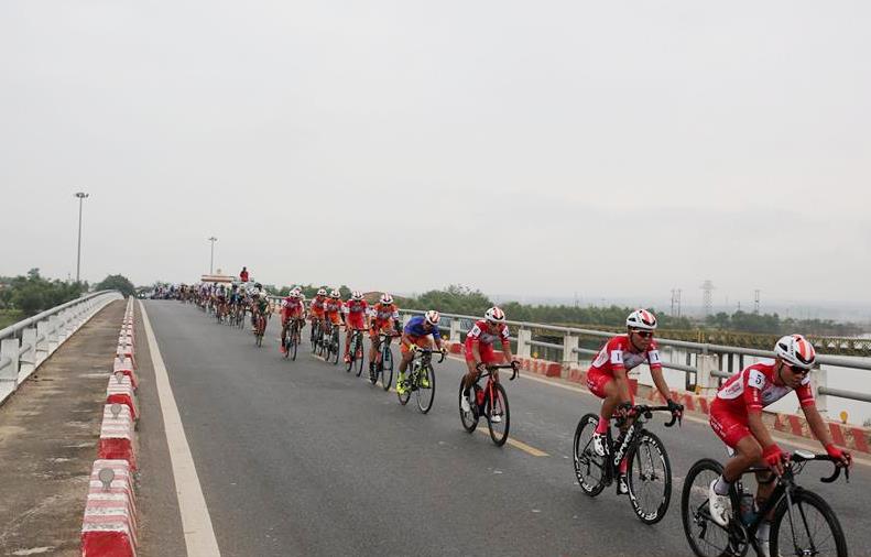 Độc diễn hơn 40 km, tay đua 19 tuổi Võ Thanh An thắng chặng 6 Cúp Truyền hình 2019