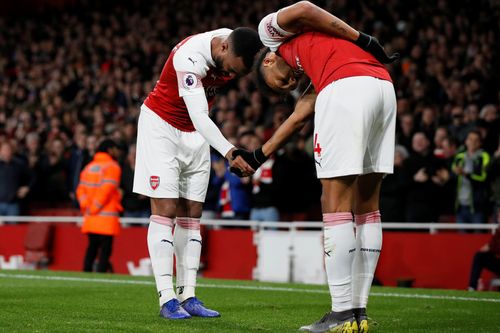 Lacazette tiết lộ Aubameyang đã giúp anh đá tốt hơn như thế nào?