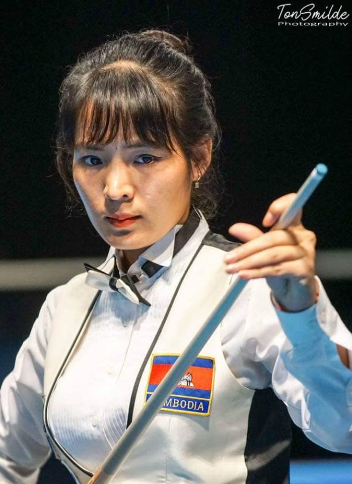Vẻ đẹp hút hồn của “thánh nữ billiards” Campuchia tham dự giải vô địch châu Á tại TP.HCM