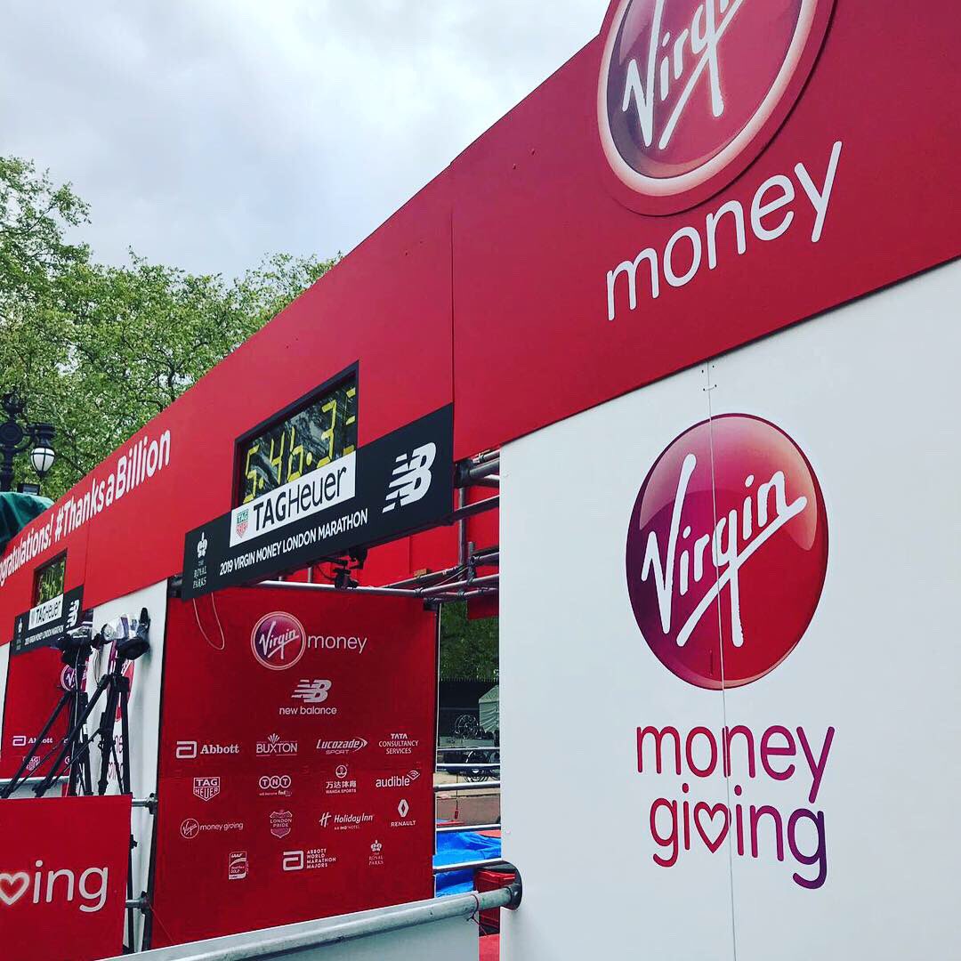 London Marathon 2019: Eliud Kipchoge lập kỷ lục mới, Brigid Kosgei lật đổ ngôi hậu London Marathon 2019: Eliud Kipchoge lập kỷ lục mới, Brigid Kosgei lật đổ ngôi hậu