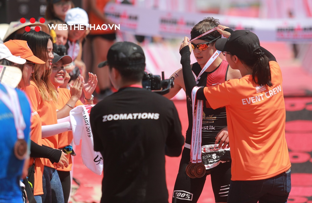 Nam thần Mauricio Mandez đốn tim người hâm mộ với hình ảnh cực ngầu ở IRONMAN 70.3 Vietnam 2019 Nam thần Mauricio Mandez đốn tim người hâm mộ với hình ảnh cực ngầu ở IRONMAN 70.3 Vietnam 2019