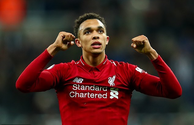 Alexander-Arnold khiến cho Lingard phải hổ thẹn về chỉ số sáng tạo mùa này